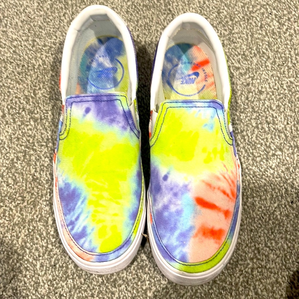 Nike slip ons. Tie dye size 7